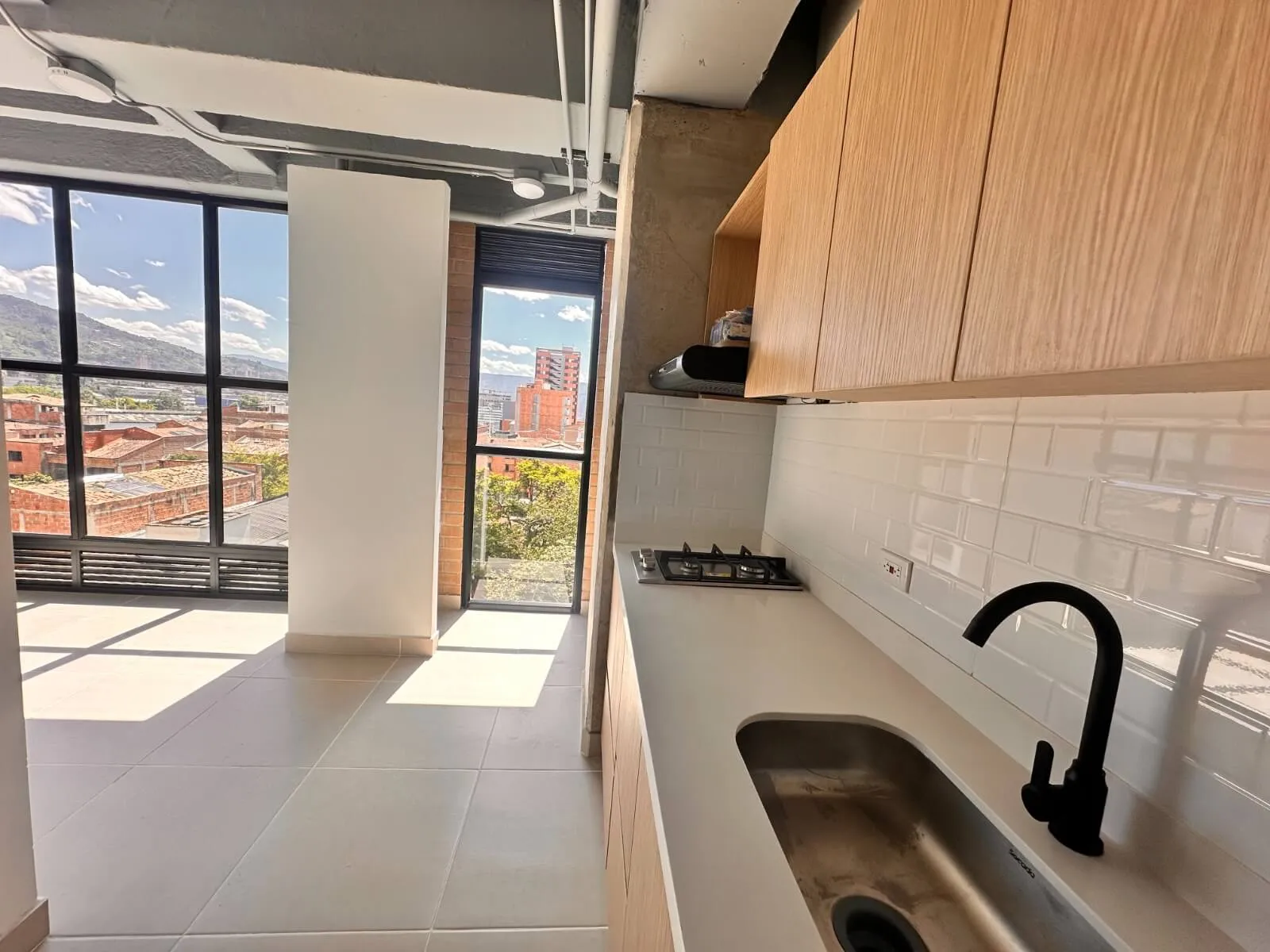 Cocina Integral Moderna Momotus