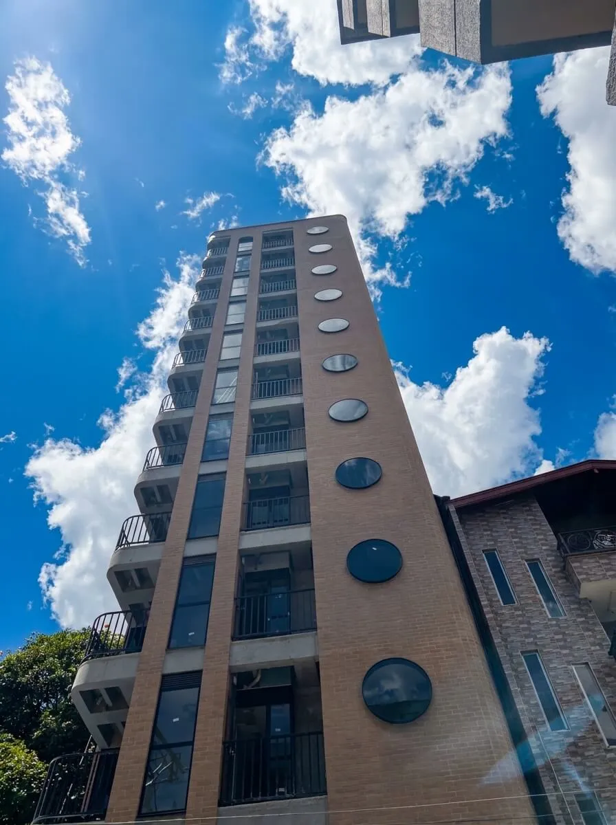 Avance de Obra Momotus - Acabados interiores en obra blanca